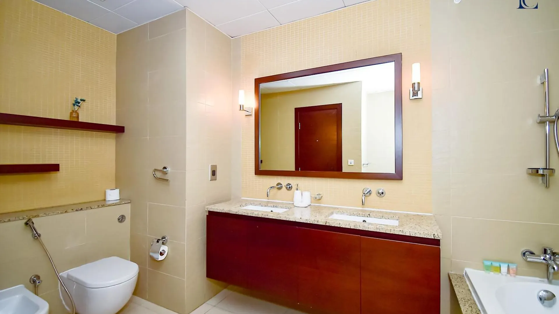 Luxury Escapes - Ocean-View Retreat 1-Bedroom Apartment At Tiara Residence Palm Dubai