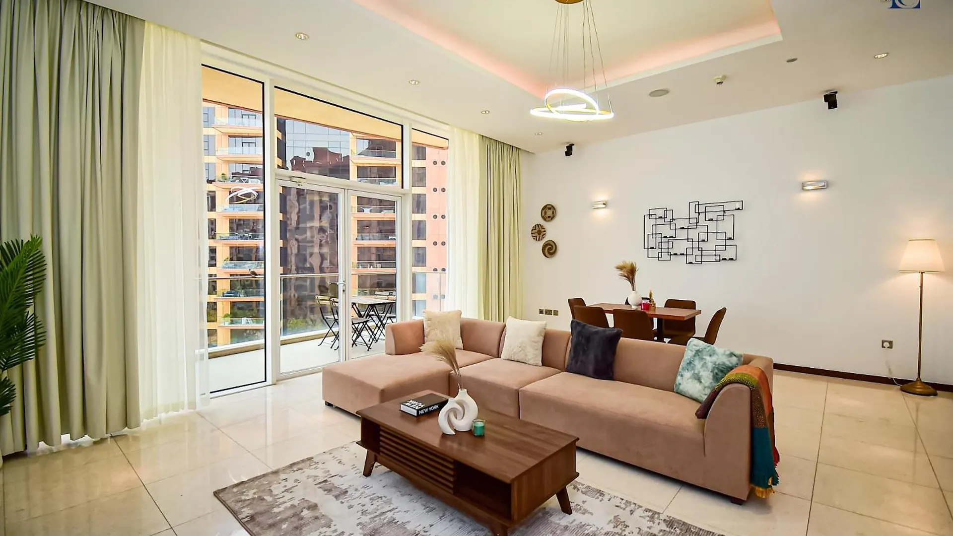 Luxury Escapes - Ocean-View Retreat 1-Bedroom Apartment At Tiara Residence Palm Dubai