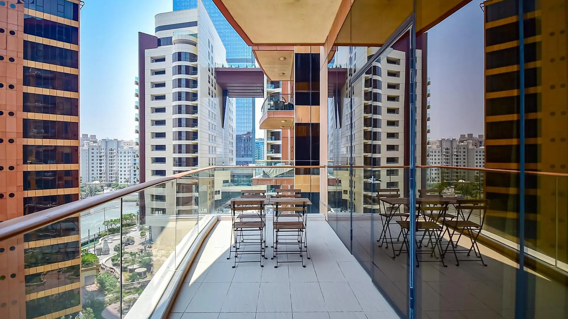 Luxury Escapes - Ocean-View Retreat 1-Bedroom Apartment At Tiara Residence Palm Dubai